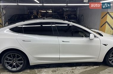 Седан Tesla Model 3 2019 в Одессе