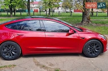 Седан Tesla Model 3 2022 в Черкассах