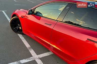 Седан Tesla Model 3 2022 в Киеве