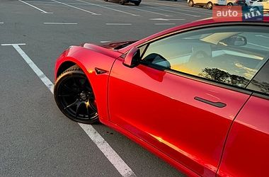 Седан Tesla Model 3 2022 в Киеве