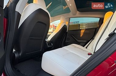 Седан Tesla Model 3 2022 в Киеве