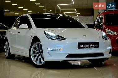 Седан Tesla Model 3 2019 в Николаеве