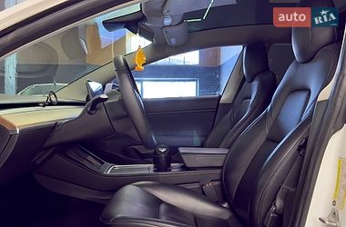 Седан Tesla Model 3 2019 в Николаеве