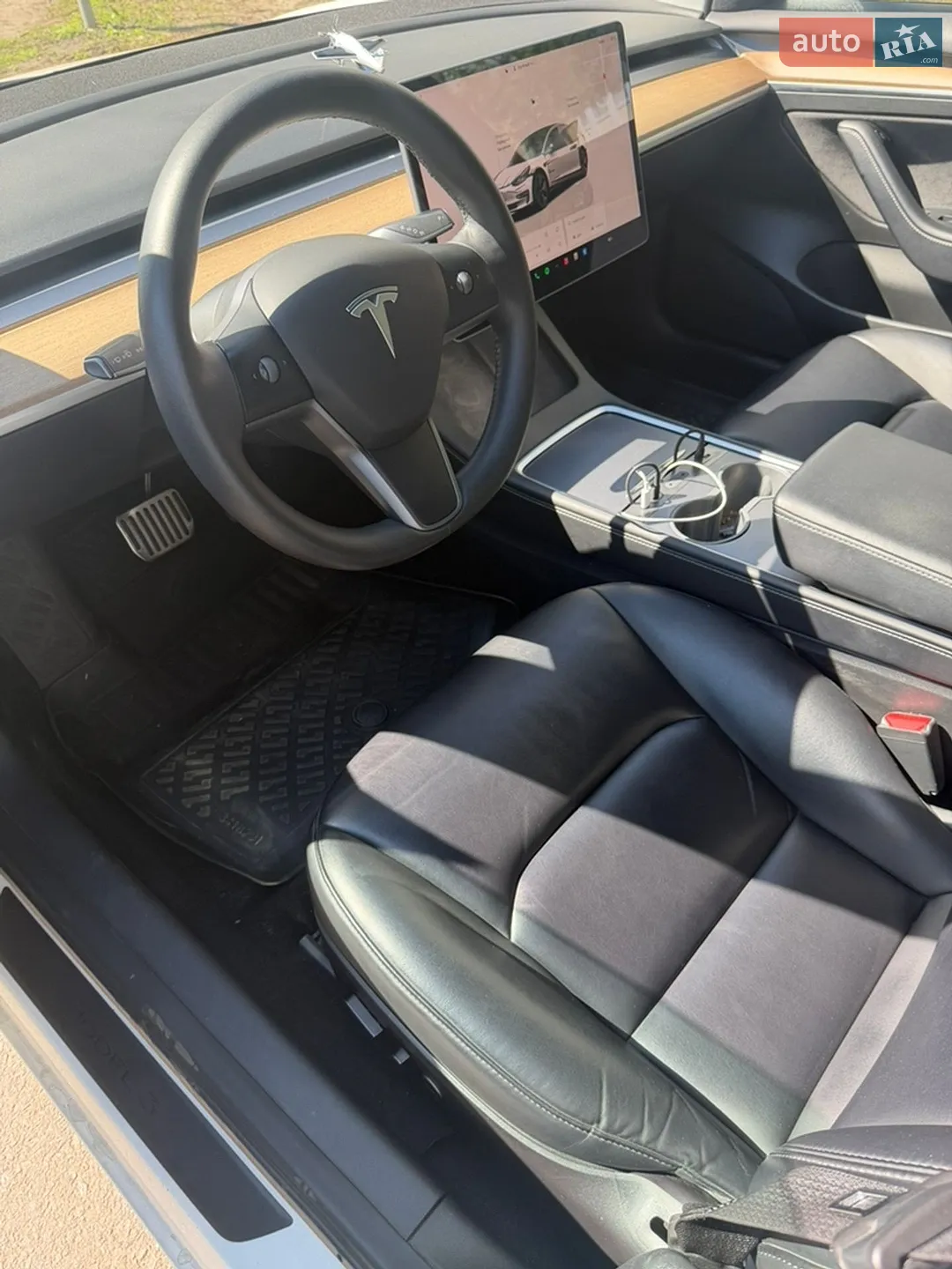 2022 Tesla Model 3 - мініатюра 5