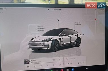 Седан Tesla Model 3 2022 в Киеве