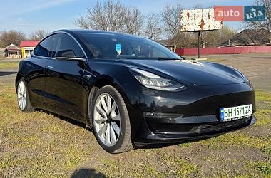 Седан Tesla Model 3 2018 в Киеве