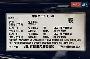 Седан Tesla Model 3 2025 в Києві