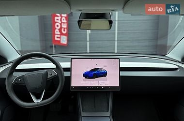 Седан Tesla Model 3 2025 в Києві