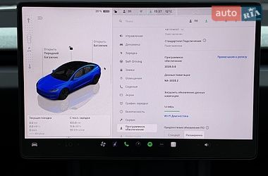 Седан Tesla Model 3 2025 в Києві