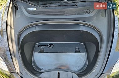 Седан Tesla Model 3 2018 в Бердичеве