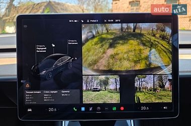 Седан Tesla Model 3 2018 в Бердичеве