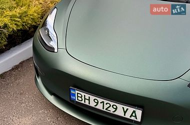 Седан Tesla Model 3 2023 в Одессе