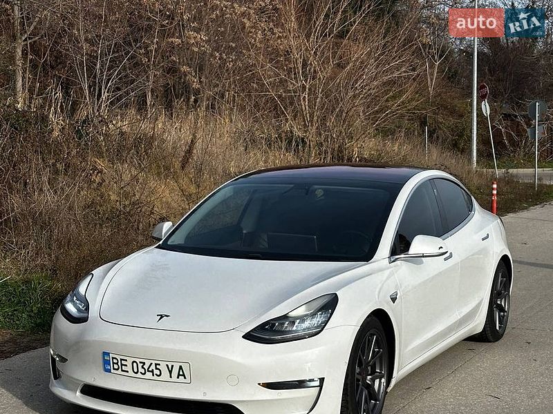 Tesla Model 3 2018