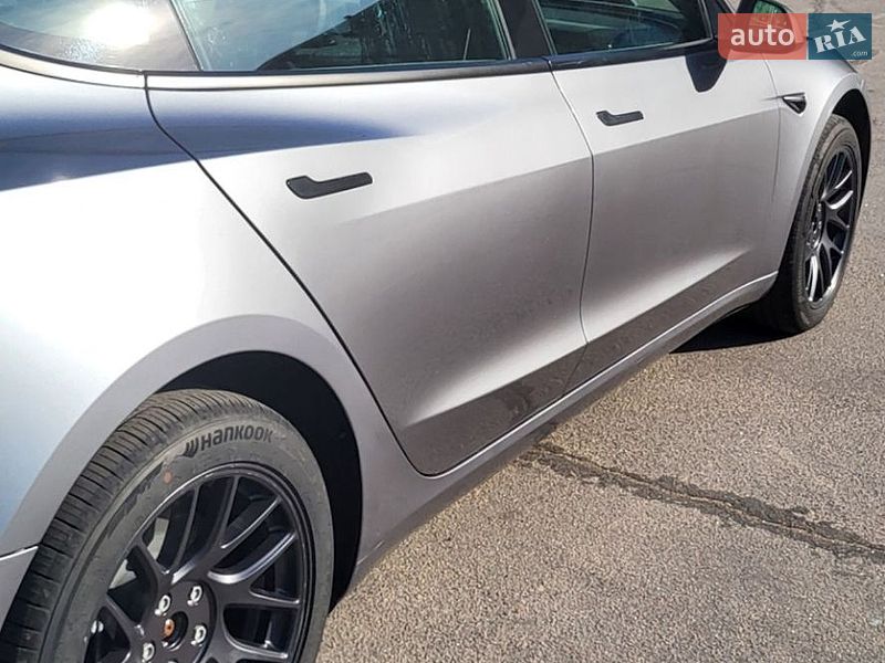 Седан Tesla Model 3 2025 в Запорожье