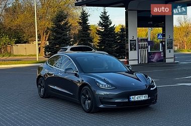 Седан Tesla Model 3 2020 в Днепре