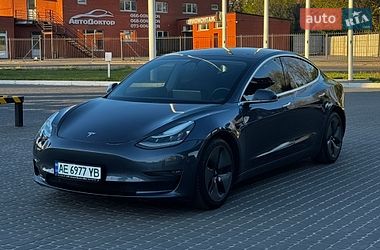 Седан Tesla Model 3 2020 в Днепре