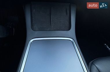 Седан Tesla Model 3 2020 в Днепре