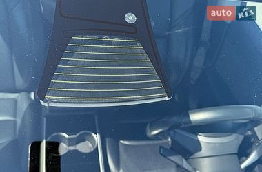 Седан Tesla Model 3 2018 в Киеве