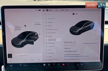 Седан Tesla Model 3 2018 в Киеве