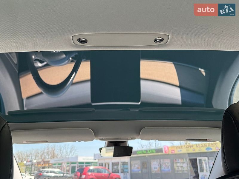 Седан Tesla Model 3 2018 в Киеве