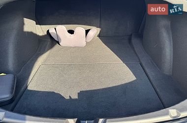 Седан Tesla Model 3 2019 в Києві
