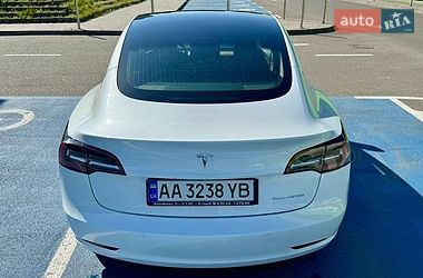 Седан Tesla Model 3 2019 в Києві