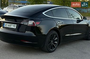 Седан Tesla Model 3 2019 в Днепре