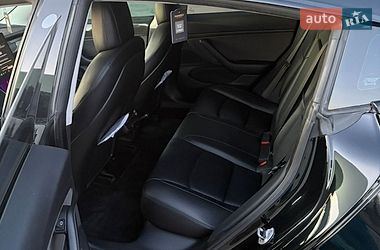 Седан Tesla Model 3 2018 в Врадиевке