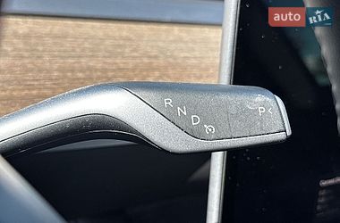 Седан Tesla Model 3 2022 в Львові