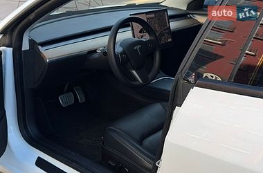Седан Tesla Model 3 2021 в Ивано-Франковске