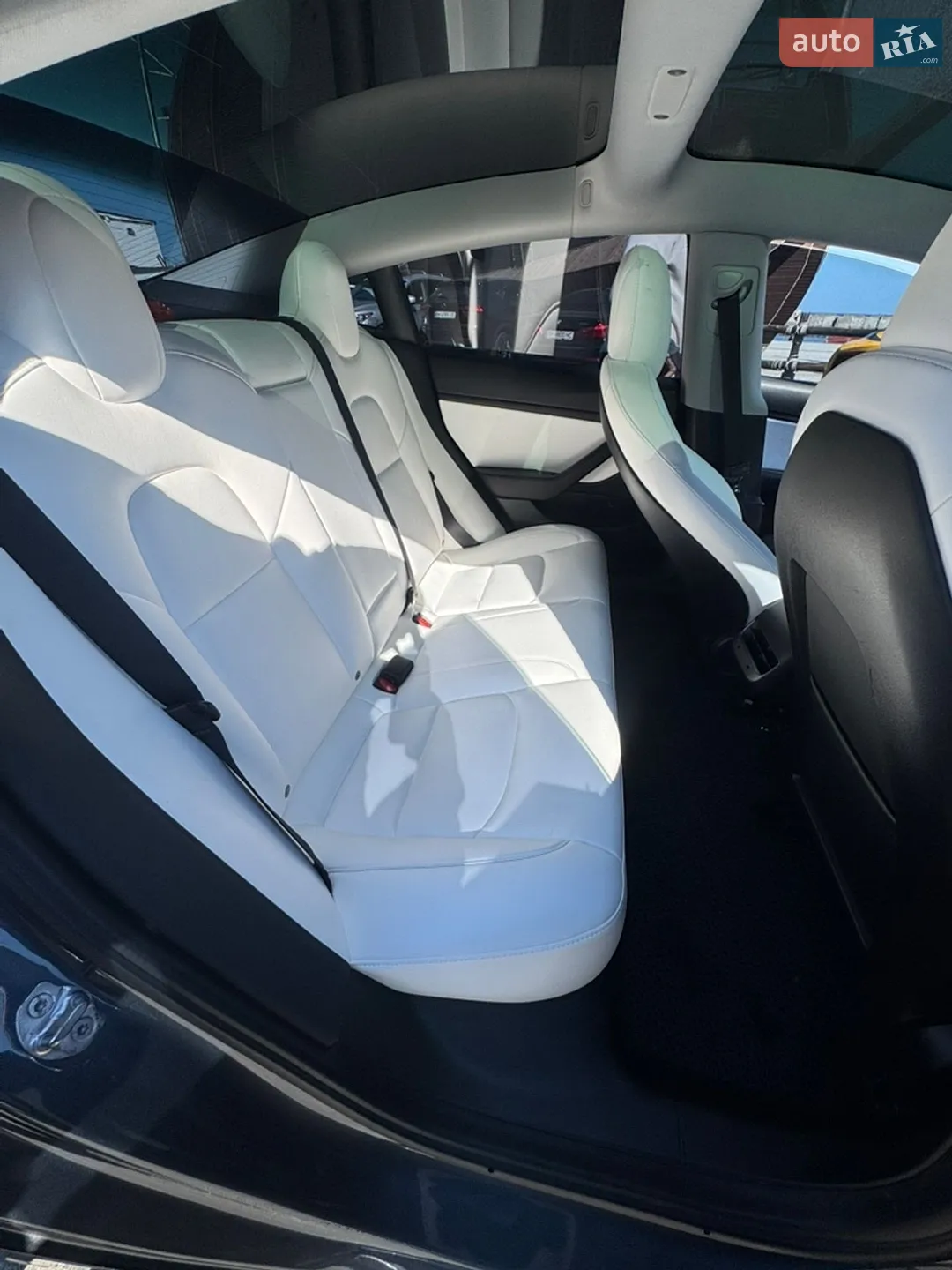 2020 Tesla Model 3 - мініатюра 10