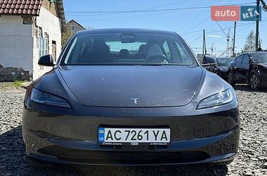 Седан Tesla Model 3 2024 в Луцьку