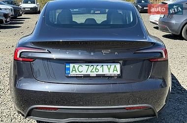Седан Tesla Model 3 2024 в Луцьку