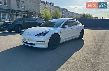 Седан Tesla Model 3 2021 в Дніпрі