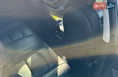 Седан Tesla Model 3 2019 в Ковеле