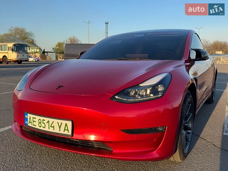 Tesla Model 3 2022