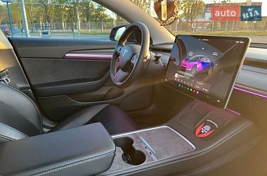 Седан Tesla Model 3 2022 в Дніпрі