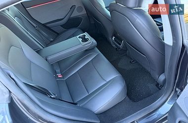 Седан Tesla Model 3 2024 в Золочеве