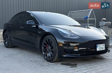 Седан Tesla Model 3 2022 в Тернополі