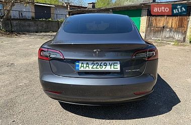 Седан Tesla Model 3 2022 в Киеве
