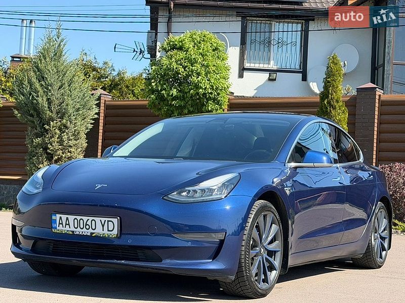 Седан Tesla Model 3 2017 в Борисполе