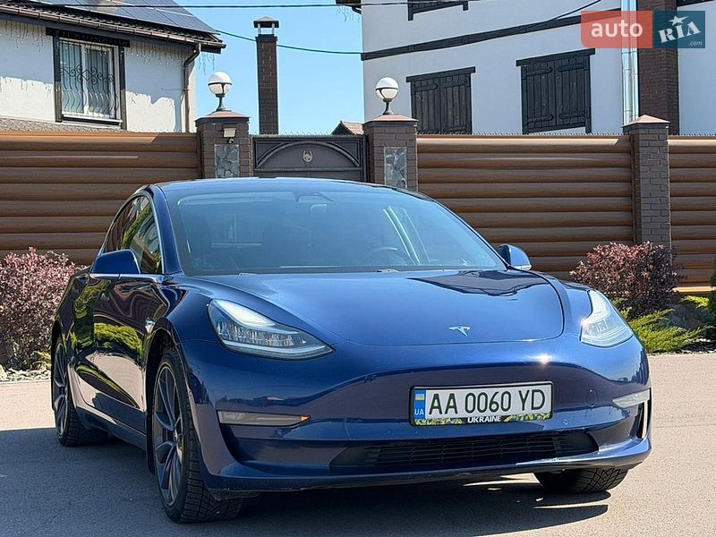 Седан Tesla Model 3 2017 в Борисполе