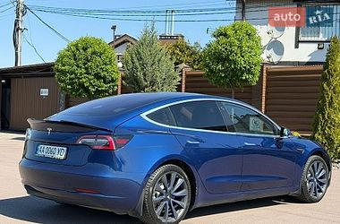Седан Tesla Model 3 2017 в Борисполе