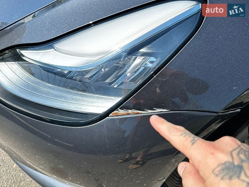 Седан Tesla Model 3 2020 в Киеве