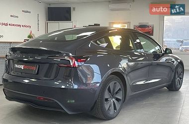 Седан Tesla Model 3 2024 в Киеве