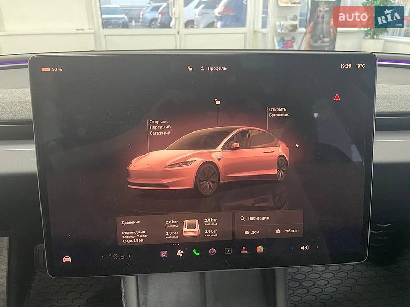 Седан Tesla Model 3 2024 в Киеве