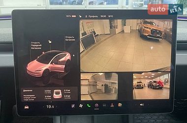 Седан Tesla Model 3 2024 в Киеве