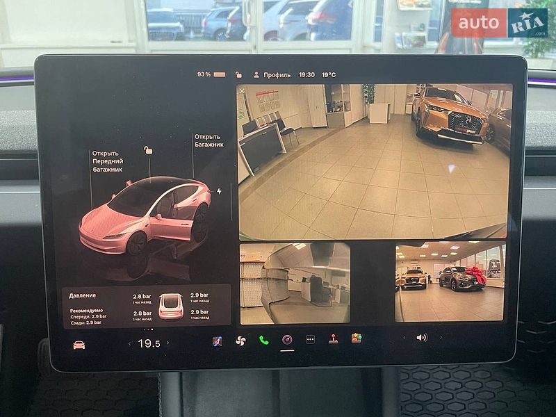 Седан Tesla Model 3 2024 в Киеве