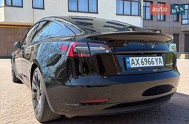 Седан Tesla Model 3 2020 в Харькове