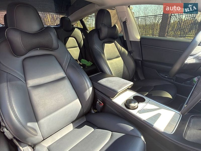 Седан Tesla Model 3 2020 в Харькове